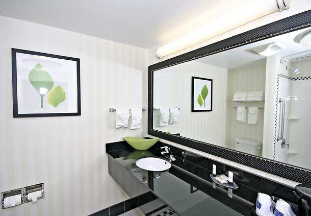 Fairfield Inn & Suites Wytheville Bagian luar foto