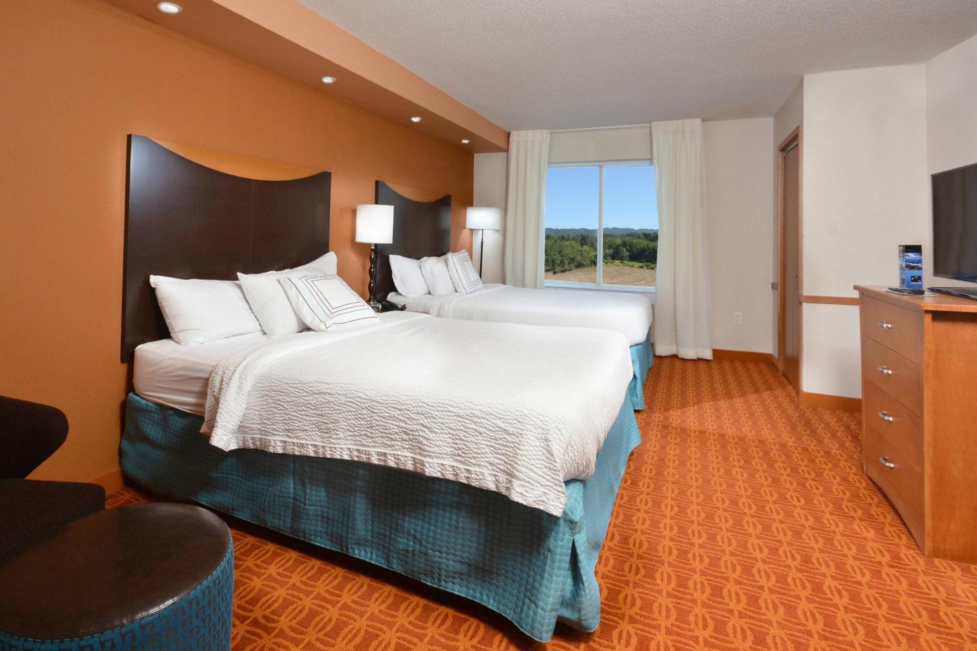 Fairfield Inn & Suites Wytheville Bagian luar foto